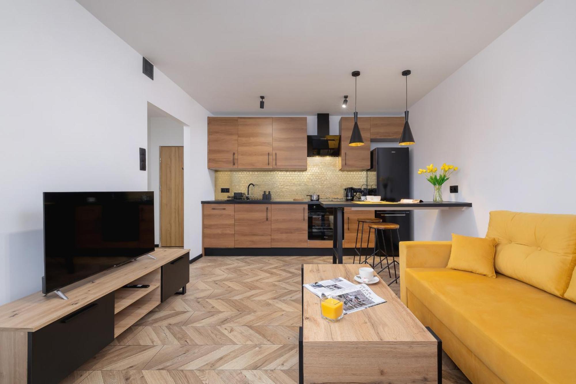 City Center One-Bedroom Apartment With Bathtub By Noclegi Renters Rzeszow Ngoại thất bức ảnh
