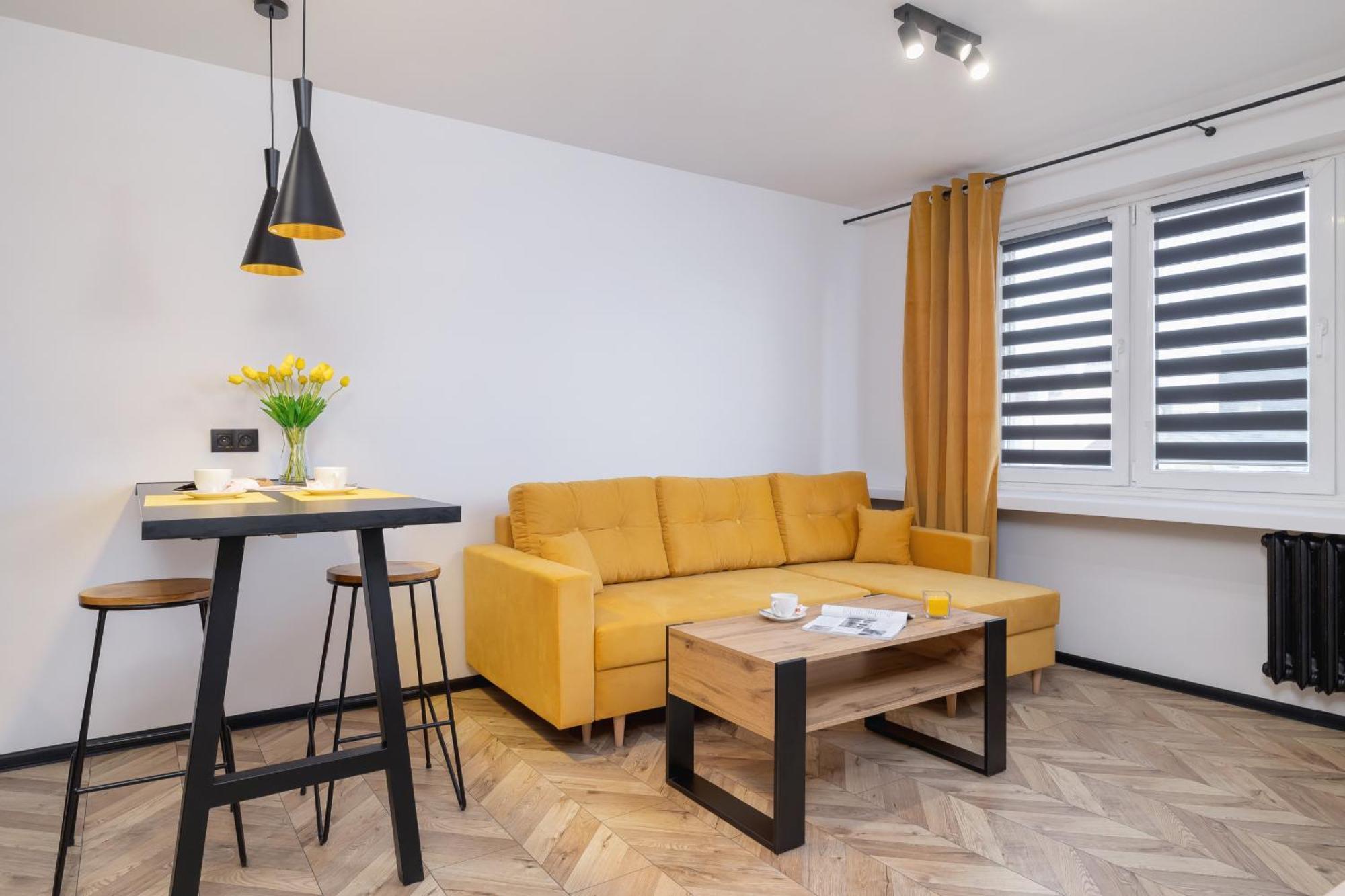 City Center One-Bedroom Apartment With Bathtub By Noclegi Renters Rzeszow Ngoại thất bức ảnh